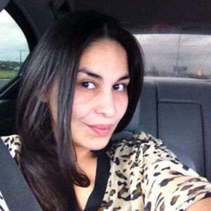 Meet your Posher, Gonzales